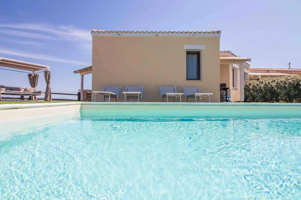 Villa Cristallina Stintino 0*,